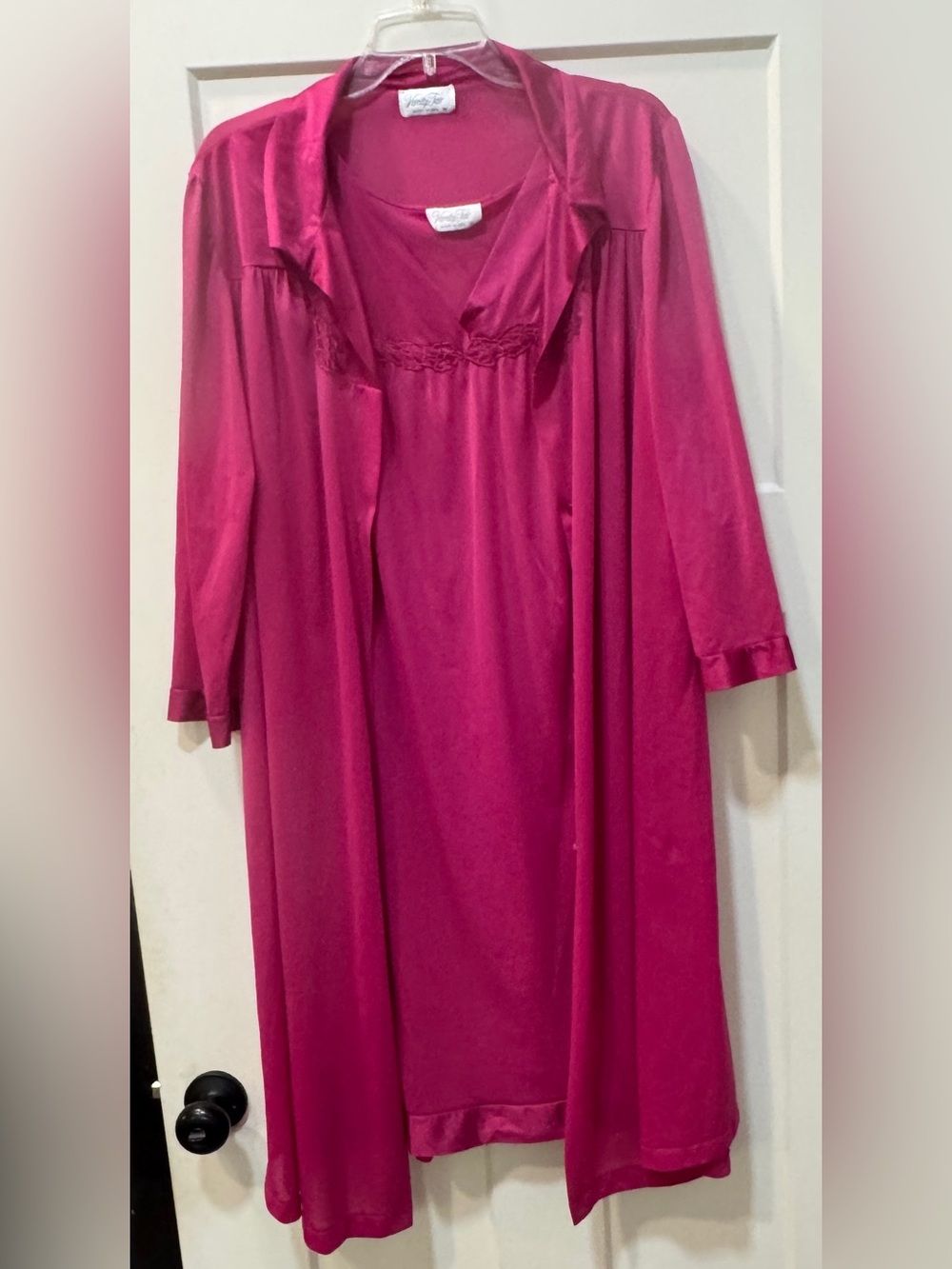 Vintage Vanity Fair Fuchsia Satin Robe and Nightgown Set